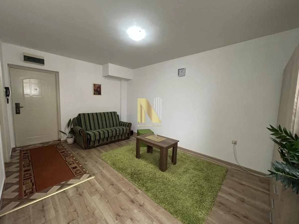 Izdavanje, garsonjera, 23m², Cara Dušana, Novi Sad Sve Podlokacije