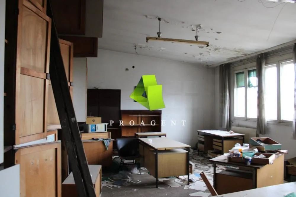 Rent, office space, 828m², Medijana, Niš