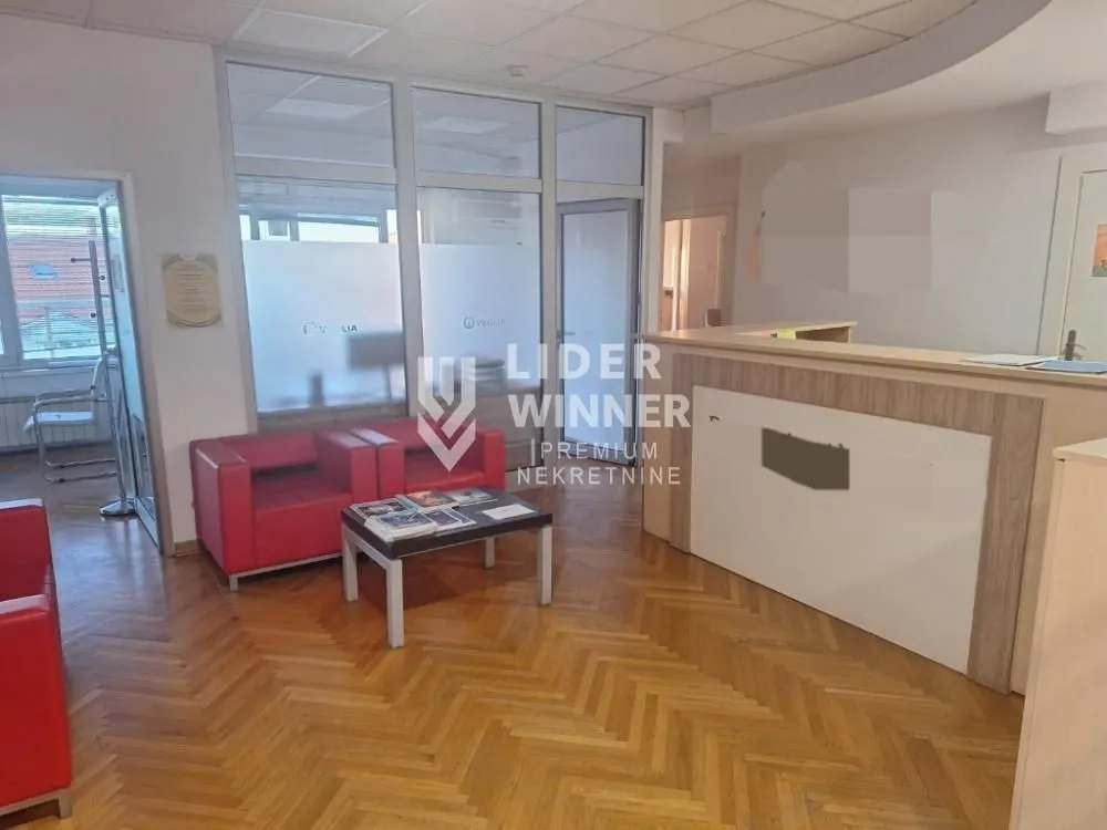 Izdavanje, poslovni prostor, 400m², Stari Grad, Beograd