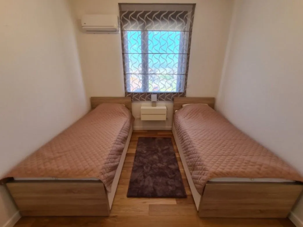 Rent, three bedroom apartment, 95m², City Kvart, Podgorica