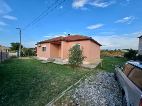 Izdavanje, kuća, 137m², Donji Kokoti, Podgorica