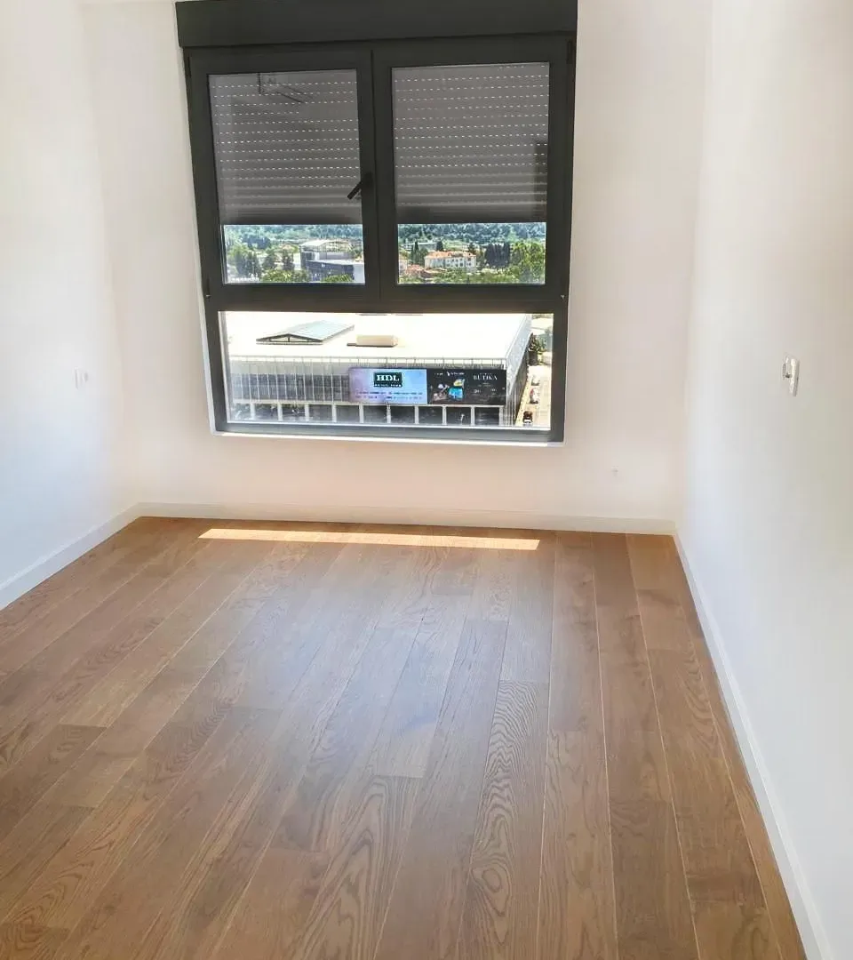 Prodaja, dvosoban stan, 74m², Centar, Bar