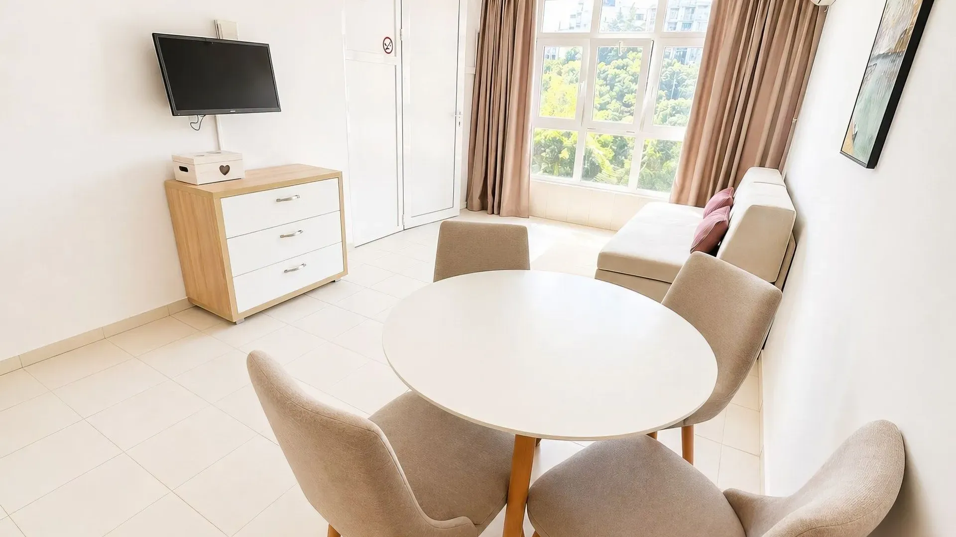 Prodaja, jednosoban stan, 30m², Rafailovići, Budva