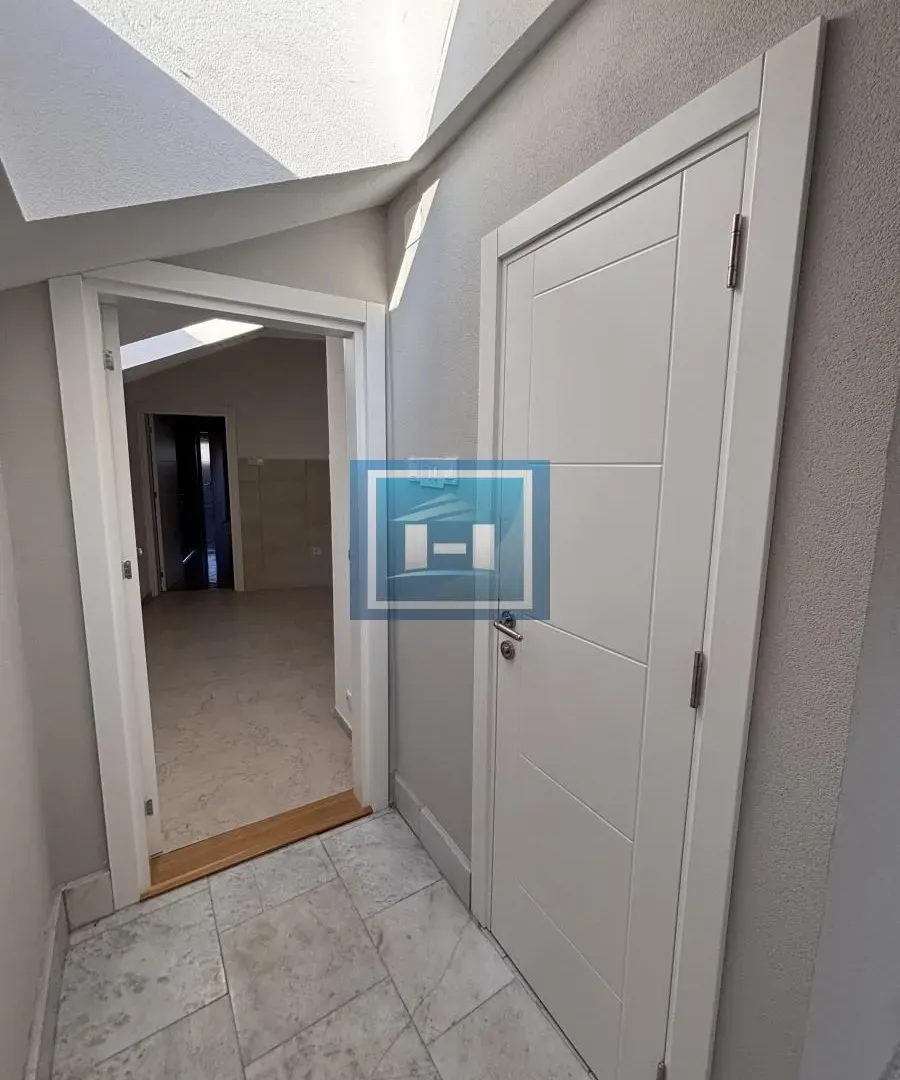 Prodaja, trosoban stan, 107m², Centar, Jagodina