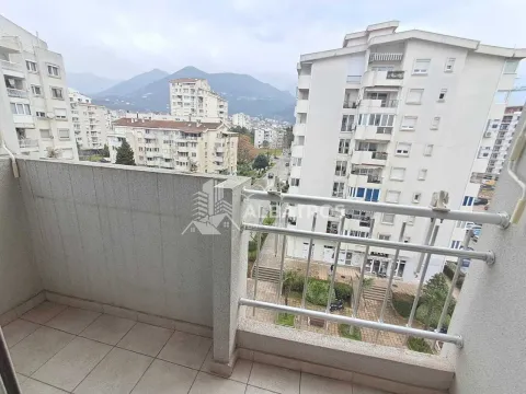 Rent, two bedroom apartment, 75m², Centar, Bar - image 6
