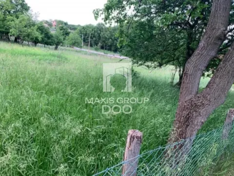 Zemljište in Arnajevo