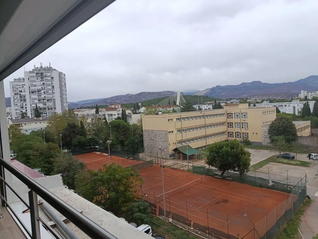 Rent, two bedroom apartment, 100m², Preko Morače, Podgorica