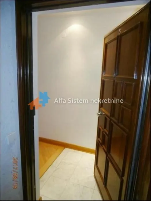 Rent, office space, 147m², Kalenić Pijaca, Vračar Sve Podlokacije