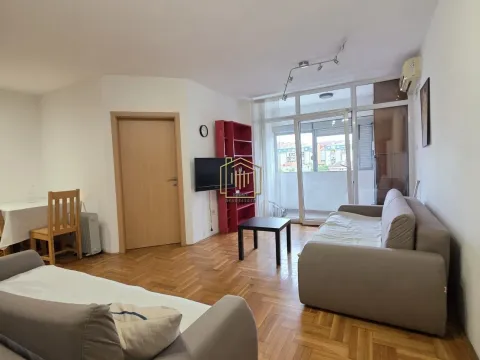 Rent, one bedroom apartment, 51m², Podgorica, Crna Gora - image 3