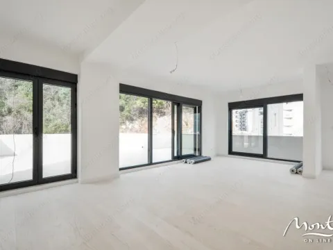 Prodaja, trosoban stan, 146m², Budva, Crna Gora - image 2