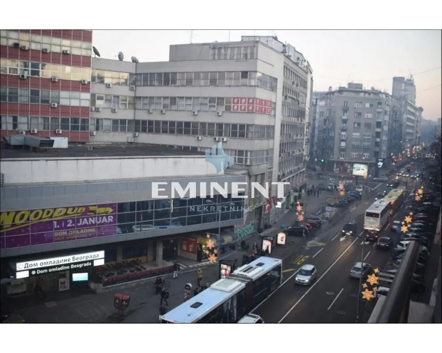 Izdavanje, trosoban stan, 80m², Stari Grad, Beograd