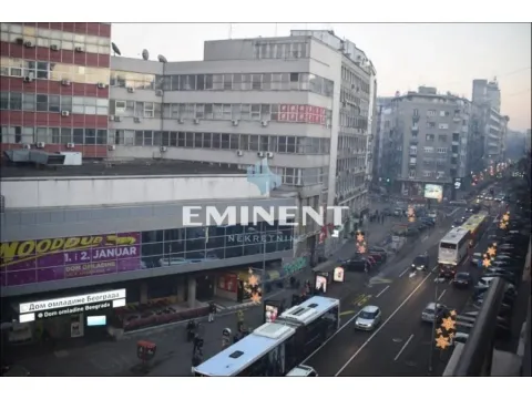 Izdavanje, trosoban stan, 80m², Stari Grad, Beograd