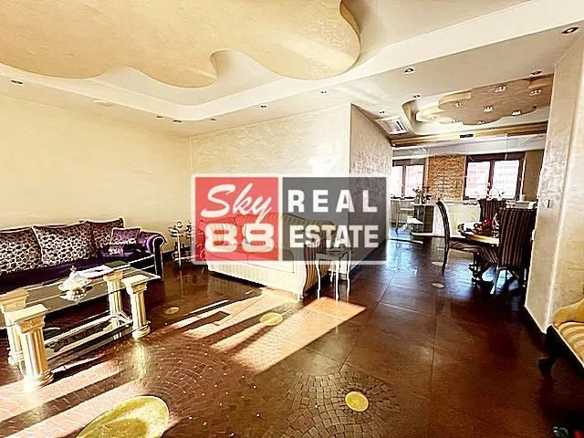 Prodaja, četvorosoban stan, 214m², Vračar Hram, Vračar Sve Podlokacije