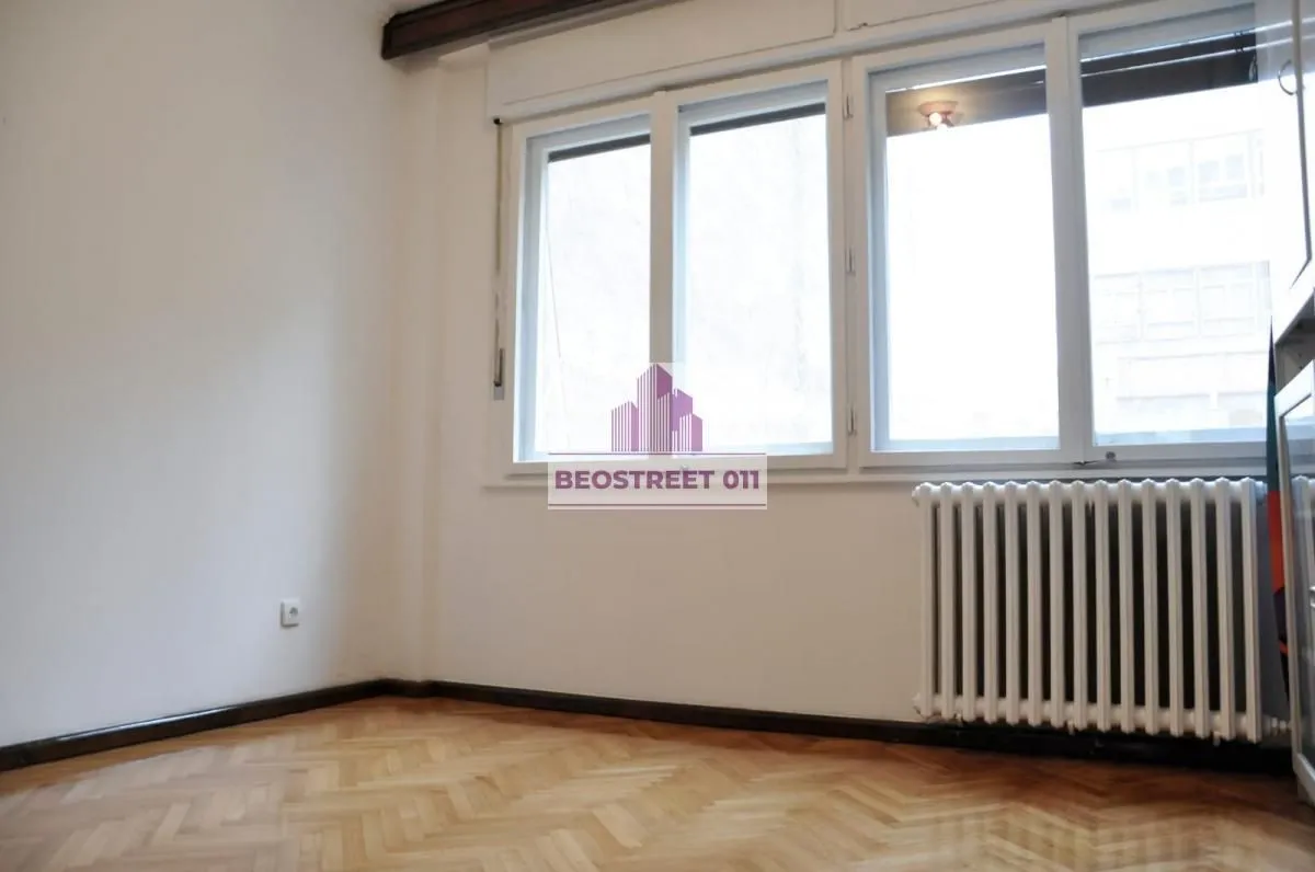 Sale, three bedroom apartment, 82m², Vračar Hram, Vračar Sve Podlokacije