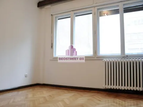 Prodaja, trosoban stan, 82m², Vračar Hram, Vračar Sve Podlokacije - image 9