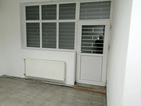 Sale, office space, 31m², Veliki Mokri Lug, Zvezdara Sve Podlokacije - image 2