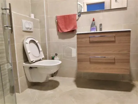 Rent, one bedroom apartment, 59m², Centar, Podgorica - image 10