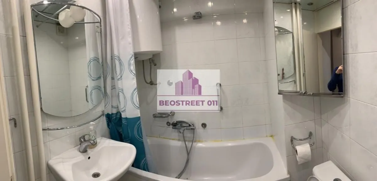 Rent, apartment, 97m², Vračar Sve Podlokacije, Beograd