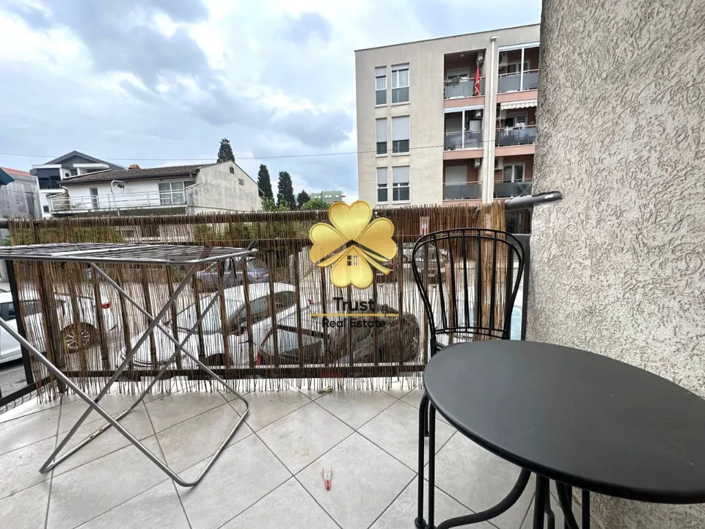 Rent, one bedroom apartment, 44m², Malo Brdo, Podgorica