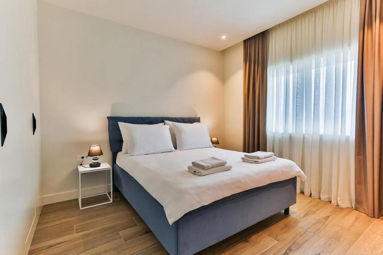 Prodaja, dvosoban stan, 95m², Luštica, Tivat