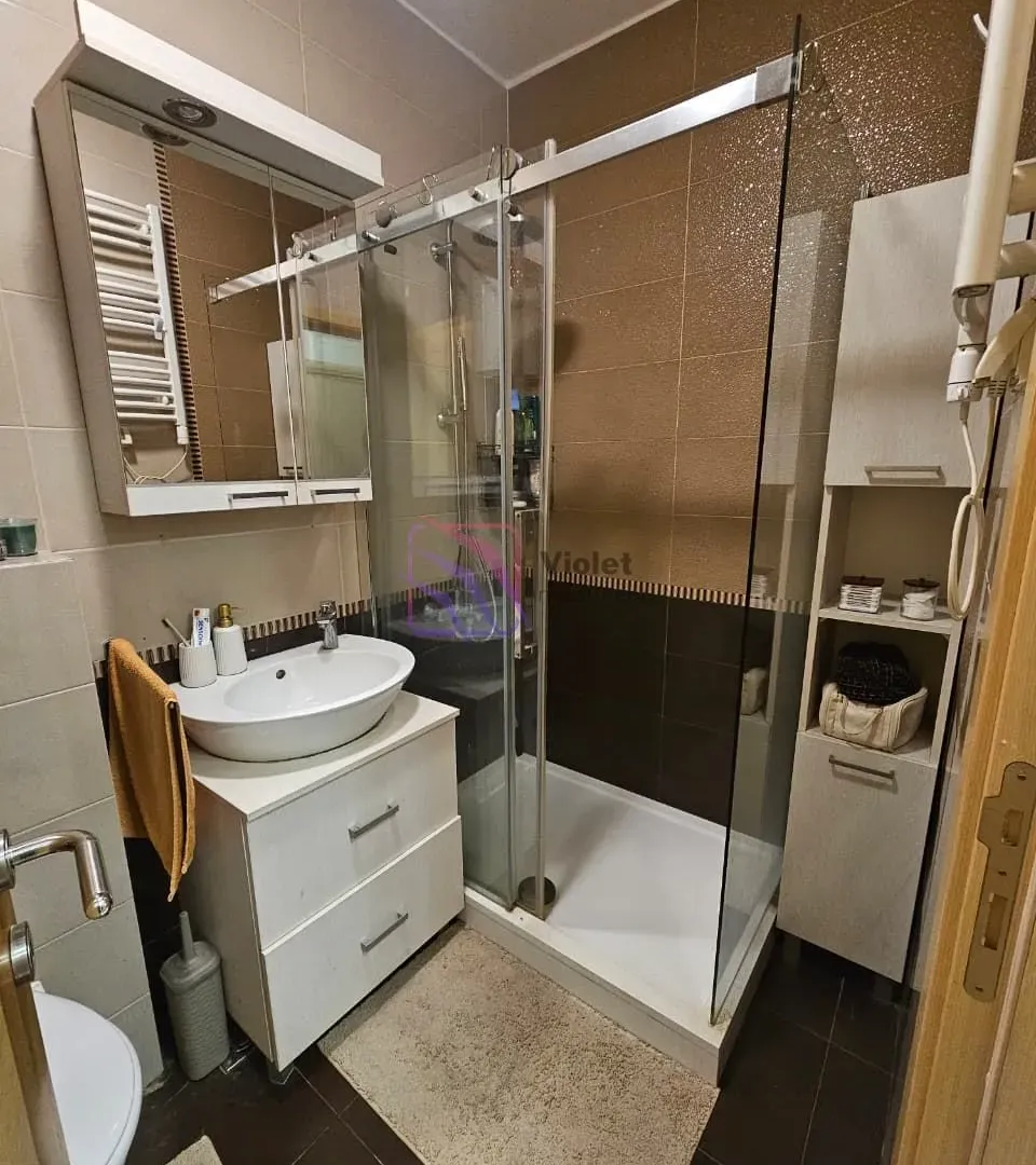 Prodaja, jednosoban stan, 52m², Blok 6, Podgorica
