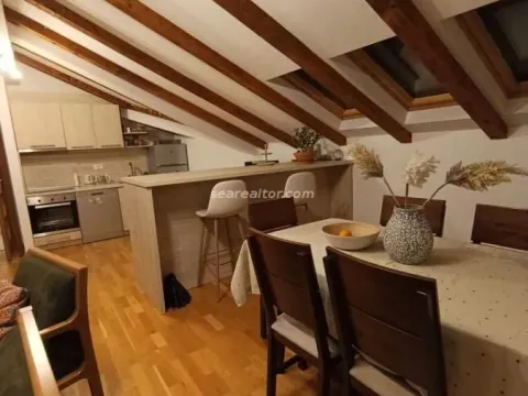 Izdavanje, trosoban stan, 111m², Tivat, Crna Gora - image 2