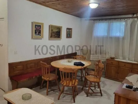 Prodaja, četvorosoban stan, 71m², Skojevsko Naselje, Beograd - image 2