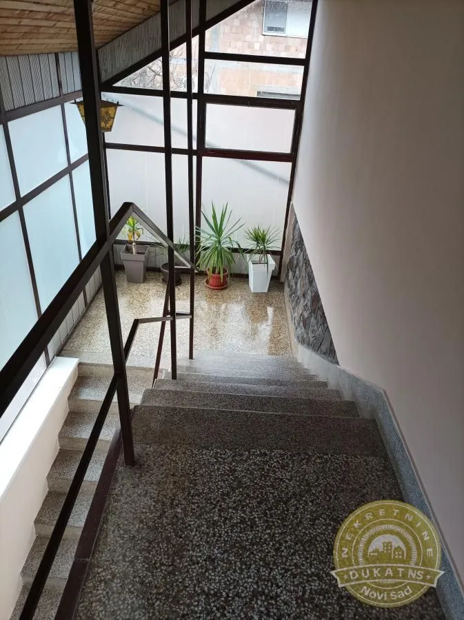 Prodaja, kuća, 170m², Beočin, Srbija