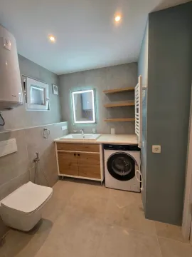 Prodaja, dvosoban stan, 93m², Centar, Budva - image 15