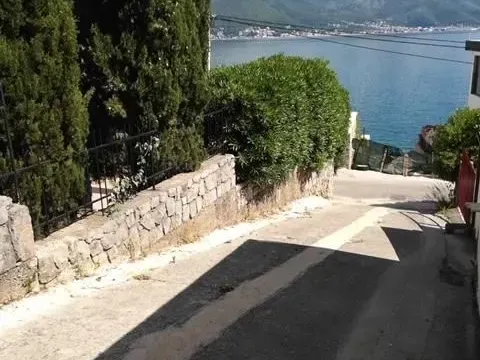 Sale, two bedroom apartment, 44m², Tivat, Crna Gora - image 5