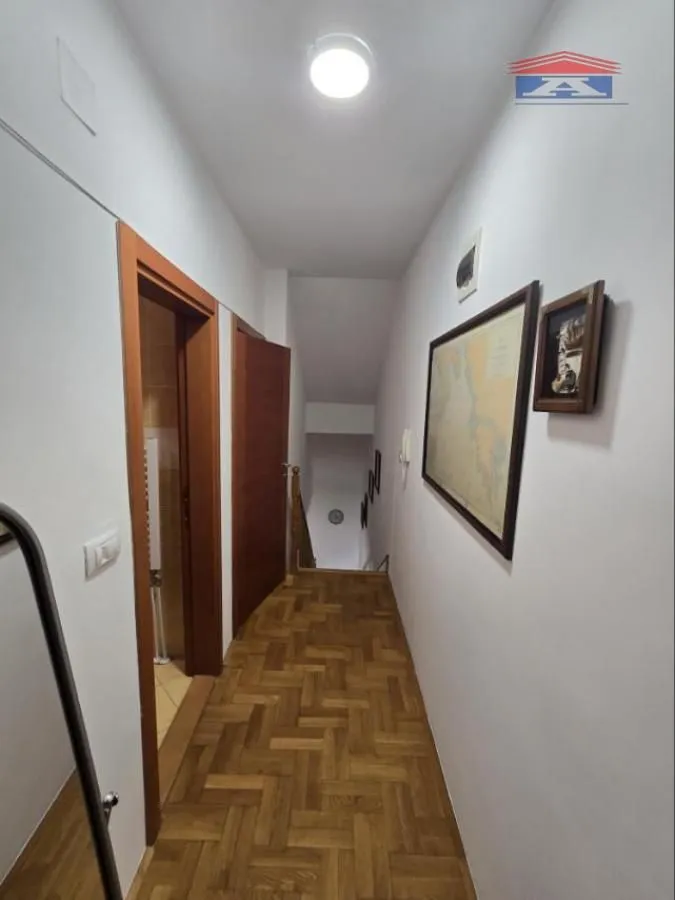 Izdavanje, dvosoban stan, 48m², Grbavica, Novi Sad Sve Podlokacije