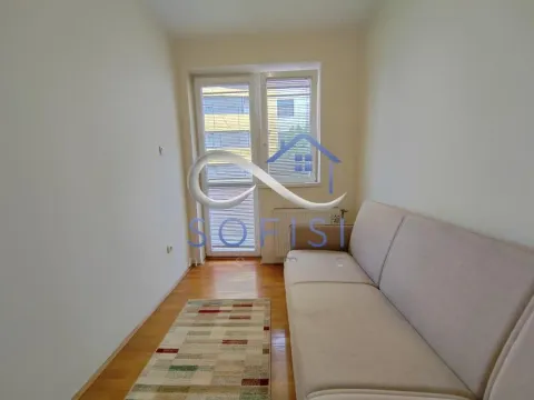 Izdavanje, dvosoban stan, 32m², Socijalno, Novi Sad Sve Podlokacije - image 7