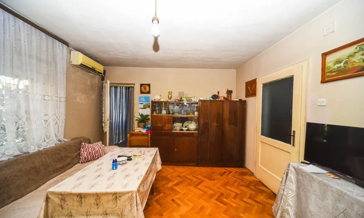 Prodaja, jednosoban stan, 44m², Centar, Podgorica