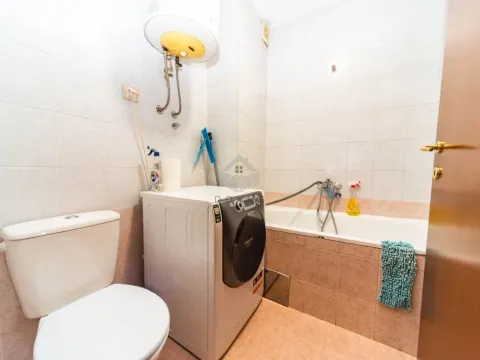 Rent, one bedroom apartment, 40m², Stari Aerodrom, Podgorica - image 6