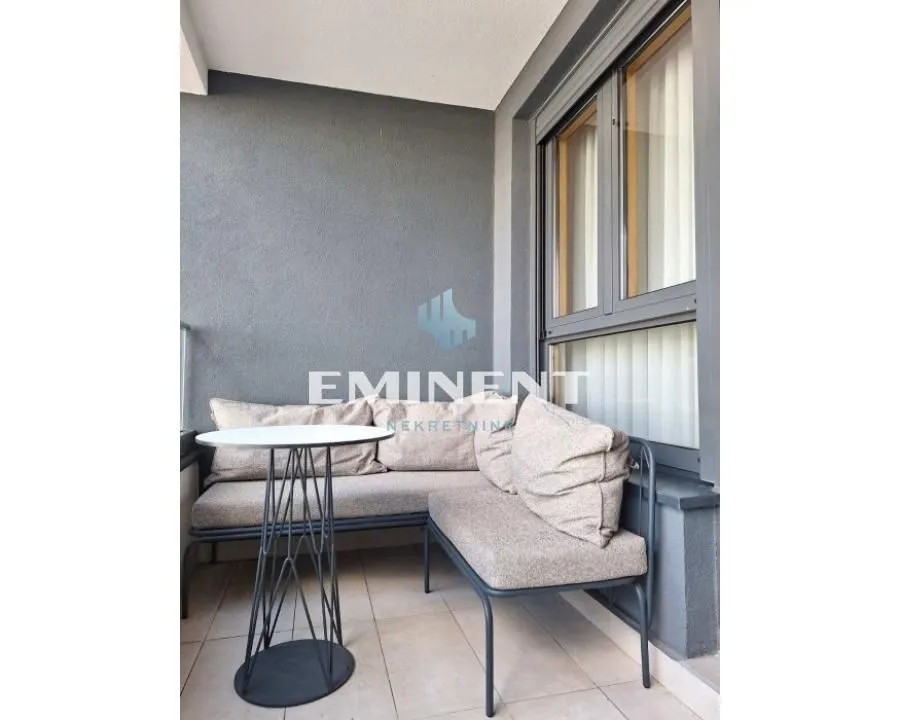 Sale, three bedroom apartment, 75m², Novi Beograd Blok 65, Novi Beograd Sve Podlokacije