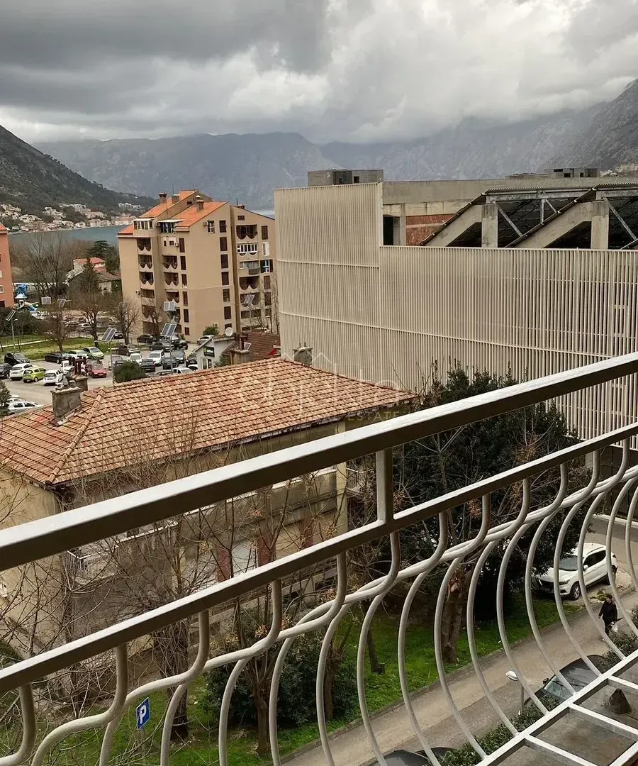 Sale, apartment, 67m², Tivat, Crna Gora