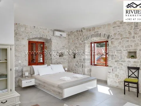 Prodaja, kuća, 450m², Dobrota, Kotor - image 36