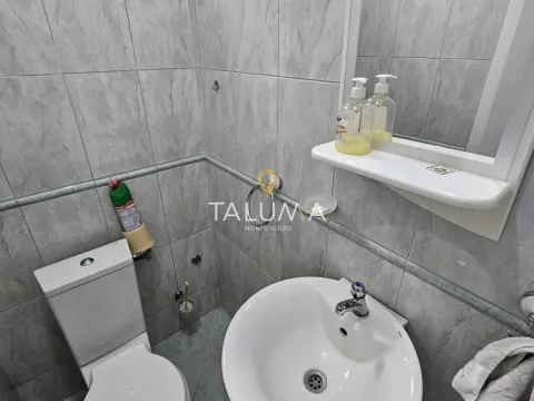 Izdavanje, kuća, 250m², Zagorič, Podgorica - image 17