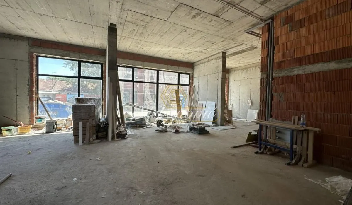 Sale, office space, 370m², Sajam, Novi Sad Sve Podlokacije