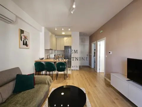 Izdavanje, jednosoban stan, 43m², Centar, Bar - image 5