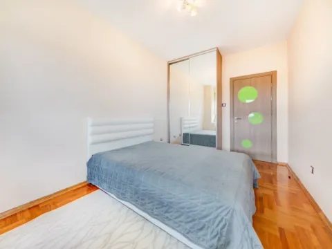 Prodaja, dvosoban stan, 85m², Centar, Podgorica - image 10