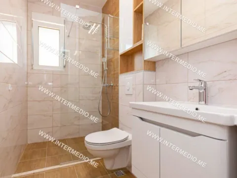 Rent, two bedroom apartment, 61m², Kumbor, Herceg Novi - image 5