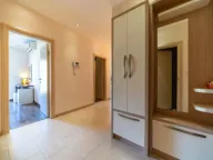 Izdavanje, stan, 70m², Bečići, Budva - image 8