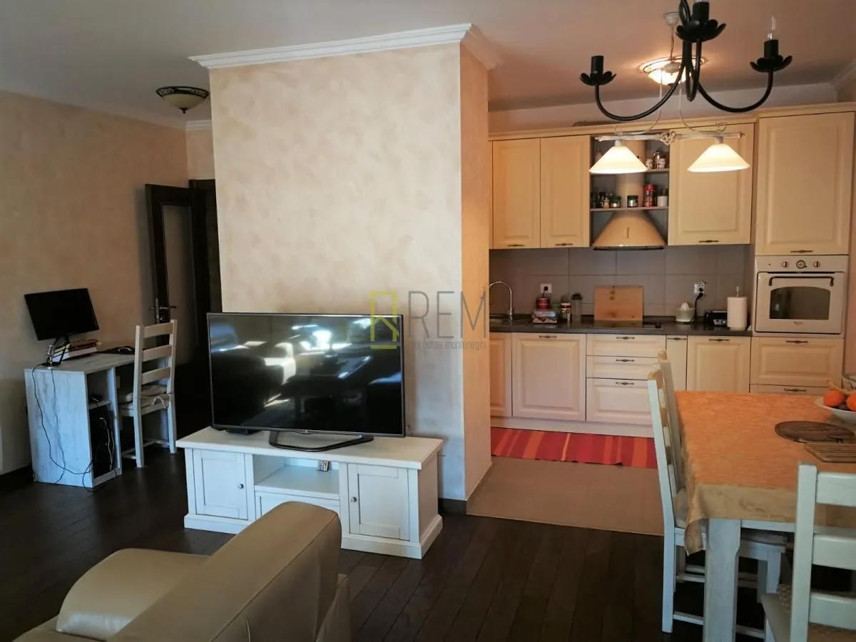 Prodaja, dvosoban stan, 85m², Stara Varoš, Podgorica