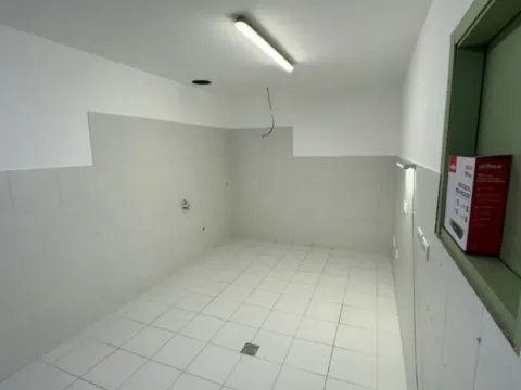 Izdavanje, poslovni prostor, 96m², City Kvart, Podgorica - image 4