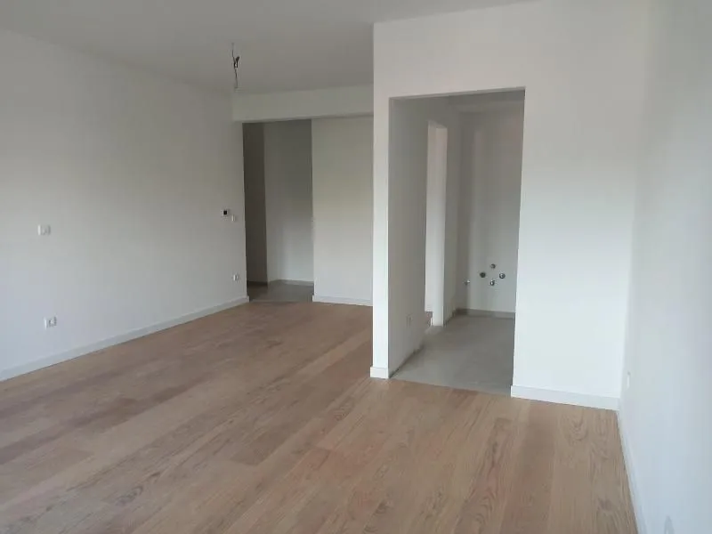 Sale, three bedroom apartment, 91m², Neimar, Vračar Sve Podlokacije