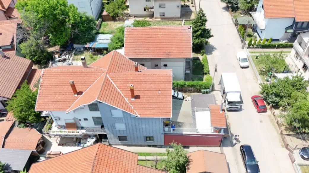 Prodaja, kuća, 280m², Radničko naselje, Leskovac