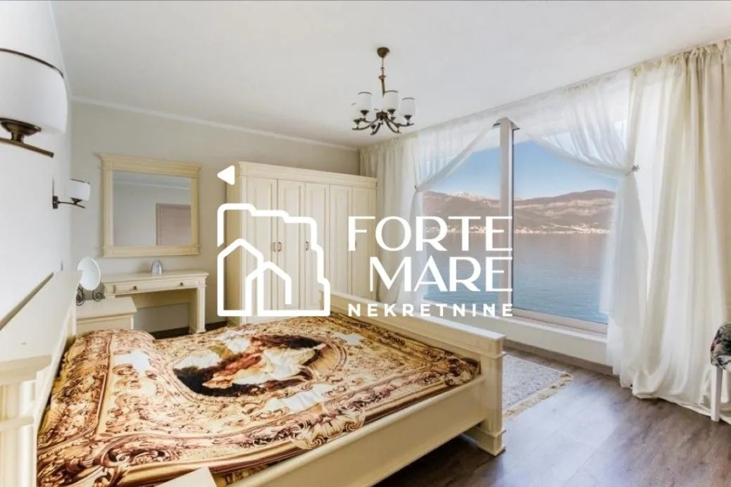 Prodaja, kuća, 240m², Krašići, Tivat