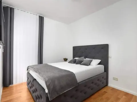 Sale, apartment, 74m², Dobrota, Kotor - image 7