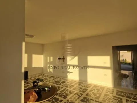 Prodaja, kuća, 550m², Sremska Kamenica, Petrovaradin - image 15